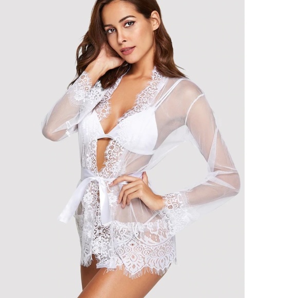 Boutique White Small Lace Sexy Bridal Robe Thong - Picture 2 of 8